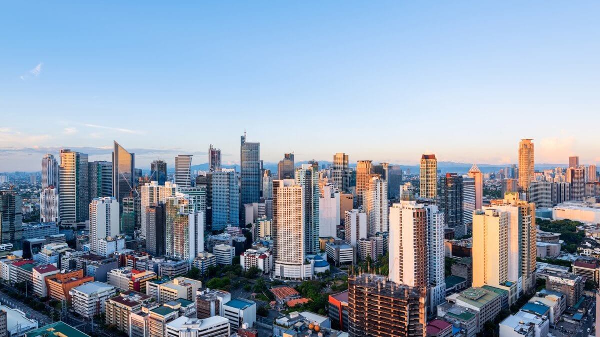 Thủ đô Manila nằm trong danh sách 10 thành phố đông dân nhất thế giới.